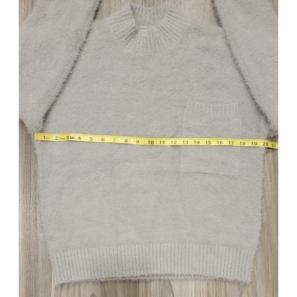 Amuse Society Women's Cozy Sweater size xsmall - Picture 4 of 7